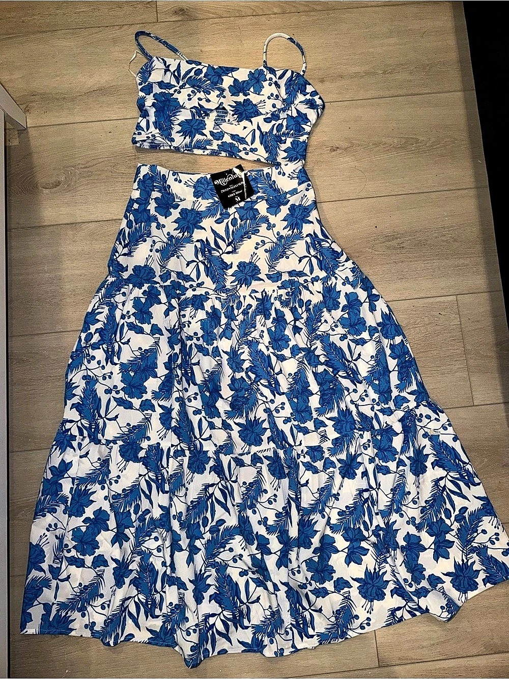 Milly Floral Midi Dress Size Medium NWT